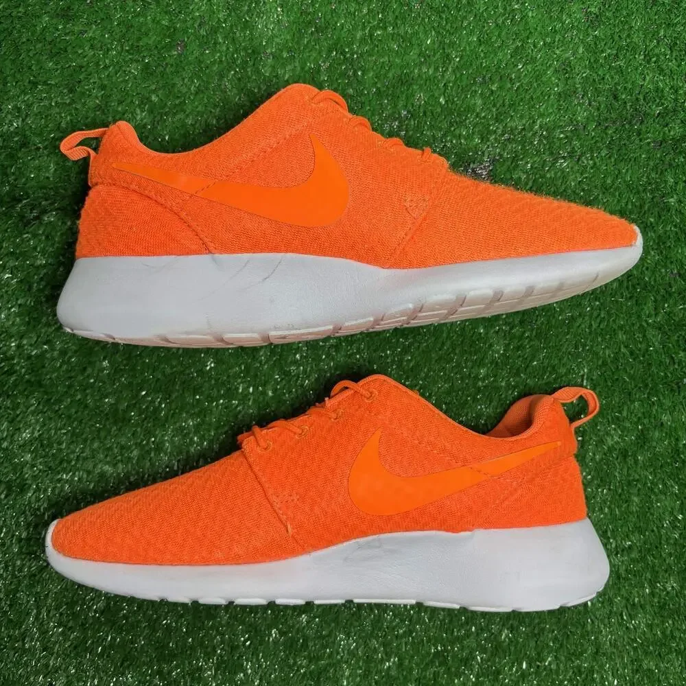 Nike Roshe One Womens 8 Orange White 511882-881 Running Shoes